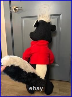 1970s Warner Bros Pepé Le Pew 33 Store Display Plush City Star Canada Rare