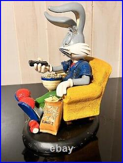 1994 Warner bros Looney Toons Bugs Bunny Couch Potato Statue VERY RARE