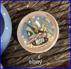 1995 RARE Warner Bros Marvin The Martian Rocket Ship Table Clock