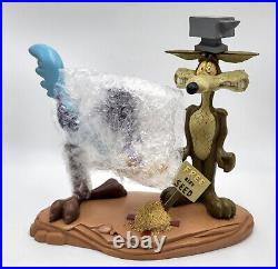 1996 Warner Bros. Wile E. Coyote & Road Runner Bobble Heads With Open Box Rare 1996 Warner Bros. Wile E. Coyote & Road Runner Bobble Heads With Open Box Rare