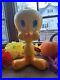 1997_Warner_Bros_Studio_Store_Tweety_Bird_Statue_11_Figure_Rare_01_qvwq