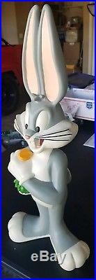 1998 Warner Bros Large Bugs Bunny Statue-RARE Excellent Condition 26 Tall LARGE