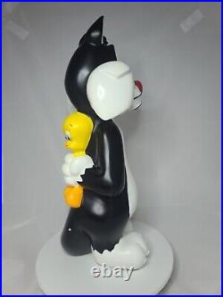 1998 Warner Bros Looney Tunes Sylvester Hiding Tweety Bird 14 inch statue rare