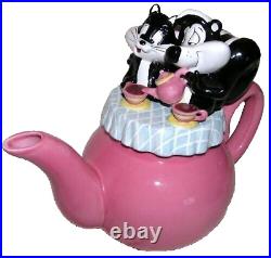 1999 Warner Bros. Pepe Le Pew & Penelope Having Tea Pink Teapot RARE