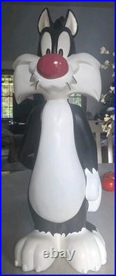 23 Sylvester and Tweety Bird Statue- 1999- Looney Tunes- Warner Bros. Rare