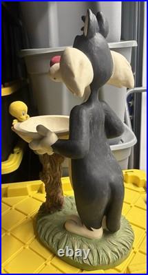25 Sylvester & Tweety Bird HEAVY BIRD BATH RARE Warner Brothers Store Statue