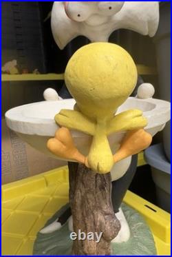 25 Sylvester & Tweety Bird HEAVY BIRD BATH RARE Warner Brothers Store Statue