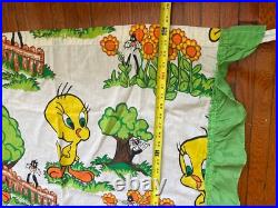 4pc Rare Vintage Tweety Bird Sylvester The Cat Warner Bros Inc. 1975 Curtains