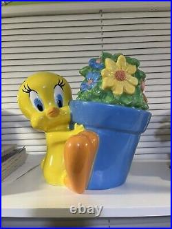 COOKIE JAR Rare Tweety Bird Flower pot, 1998, Warner Bros