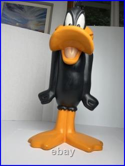 DAFFY DUCK Statue 23 Angry Very Rare Early Version from 1996 Warner Bros Store