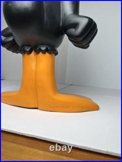 DAFFY DUCK Statue 23 Angry Very Rare Early Version from 1996 Warner Bros Store