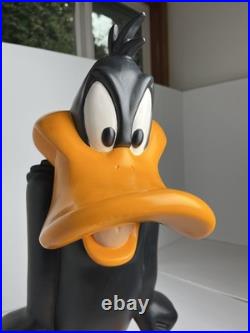 DAFFY DUCK Statue 23 Angry Very Rare Early Version from 1996 Warner Bros Store