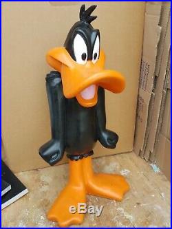Daffy Duck Looney Tunes Warner Bros figure big fig display item rare figurine