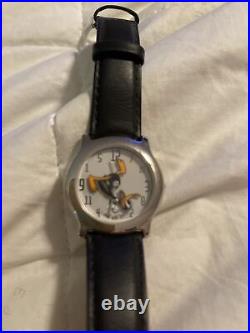 Daffy Duck WB Store No Box Vintage Black Leather Band Watch Extremely Rare Mint