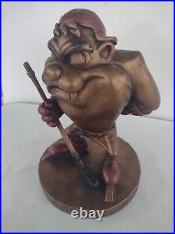 EXTREMELY RARE! AUSTIN collectible TAZMANIAN HOKEY PLAYER WARNER BROS SCULPTURE