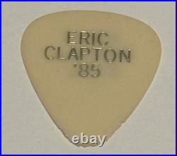 Eric Clapton Eric's Guitar Pick 1985 World Tour Stage-used Wwmr Warner Bros Rare Eric Clapton Eric's Guitar Pick 1985 World Tour Stage-used Wwmr Warner Bros Rare