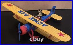 Ertl Collectibles Warner Bros Acme Air Model Plane Wile E Coyote Daffy Duck Rare