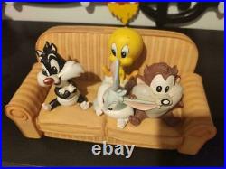 Extremely Rare! Looney Tunes Babies Taz Sylvester Tweety Bugs on Bench Statue Extremely Rare! Looney Tunes Babies Taz Sylvester Tweety Bugs on Bench Statue