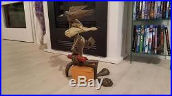 Extremely Rare! Looney Tunes Big Wile E Coyote on Dynamite Crate Figurine Statue