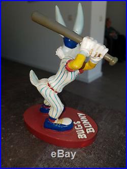 Extremely Rare! Looney Tunes Bugs Bunny Playing Baseball Figurine Statue