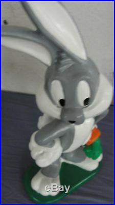 Extremely Rare! Looney Tunes Bugs Bunny Standing with Carrot Big Figurine Statue