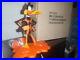 Extremely_Rare_Looney_Tunes_Daffy_Duck_Covered_in_Paint_Figurine_Statue_01_yt