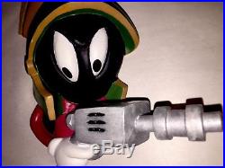 Extremely Rare! Looney Tunes Marvin The Martian Wall Plaque LE of 2500 Statue