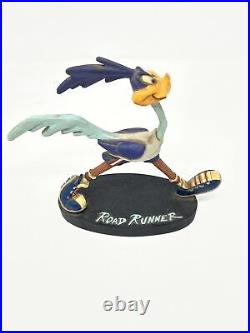 Extremely Rare! Looney Tunes Road Runner Running on Baseball Shoes Fig Statue