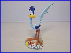 Extremely Rare! Looney Tunes Road Runner Tricked with Bird Seed Figurine Statue