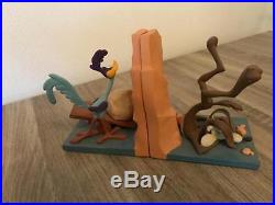 Extremely Rare! Looney Tunes Roadrunner & Wile E Coyote Demons & Merveilles Fig
