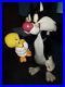 Extremely_Rare_Looney_Tunes_Sylvester_Holding_Tweety_Big_Figurine_Statue_01_vgp