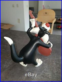 Extremely Rare! Looney Tunes Sylvester Playing The Bass Leblon Delienne Statue