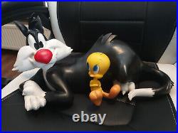 Extremely Rare! Looney Tunes Sylvester with Tweety Chillin Big Fig Bank Statue