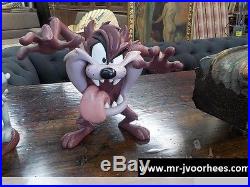 Extremely Rare! Looney Tunes Taz Tasmanian Devil Classic Figurine Statue