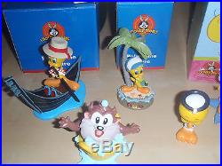 Extremely Rare! Looney Tunes Tweety & Baby Taz Collection Small Figurine Statues