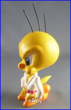Extremely Rare! Looney Tunes Tweety Karate Bird Demons & Merveilles Fig Statue