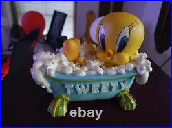Extremely Rare! Looney Tunes Tweety in Bathtub Taking Bath Figurine Bank Statue