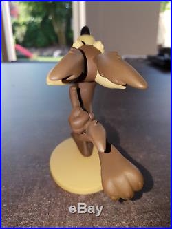 Extremely Rare! Looney Tunes Wile E Coyote Running Figurine Statue