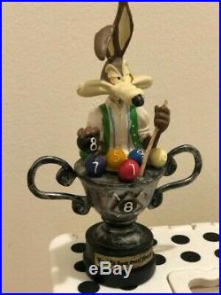 Extremely Rare! Looney Tunes Wile E Coyote in Pool Trophy Figurine Statue