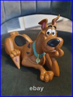 Extremely Rare! Scooby Doo Lying on the Floor Old Vintage Figurine Bank Statue