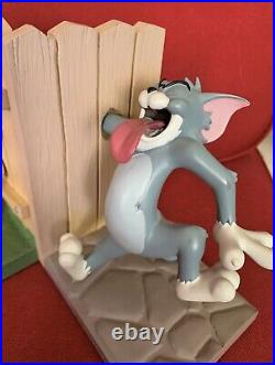 Extremely Rare! Tom and Jerry Demons Merveilles Figurine Bookends Statue Set