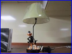 Extremely Rare! Warner Bros Looney Tunes Daffy Duck Giant Table Lamp Statue