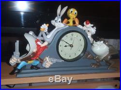Extremely Rare! Warner Bros Looney Tunes Table Clock from 1994 Marked