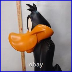 Extremely rare! 23 1996 Vintage Daffy Duck statue. Warner Bros Studio Store