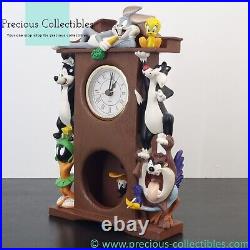 Extremely rare! Looney Tunes Granfather Clock. Warner Bros Studio Store