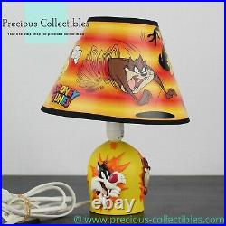 Extremely rare! Looney Tunes lamp. Warner Bros