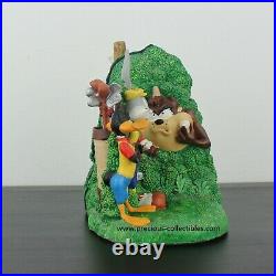 Extremely rare! Tasmanian Devil, Daffy Duck and Bugs Bunny bookends. Warner Bros