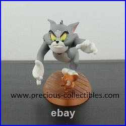 Extremely rare! Tom and Jerry''catch me''. Warner Bros statue