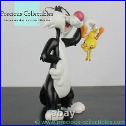 Extremely rare! Tweety and Sylvester statue. Looney Tunes. Warner Bros