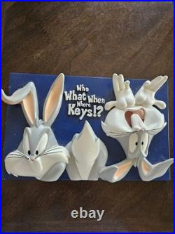 Extremely rare! Vintage Bugs Bunny key rack. Warner Bros Studio Store